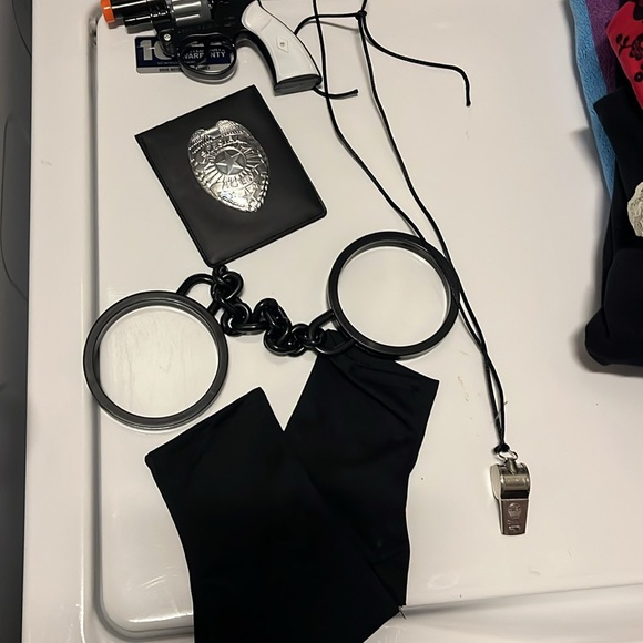 Swat officer Halloween costume with accessories - Picture 9 of 11